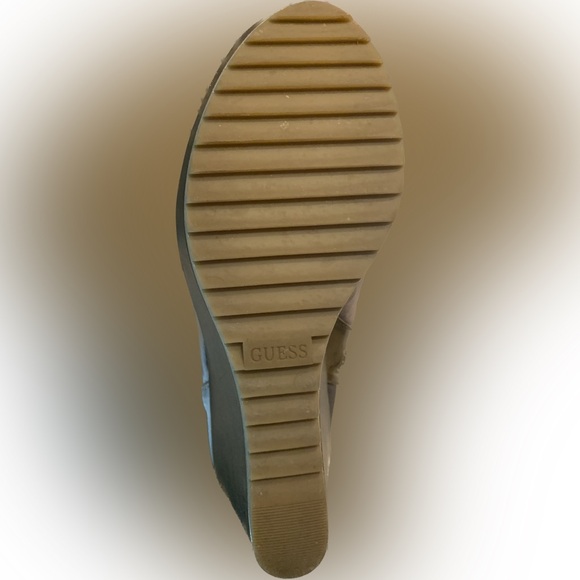 Guess Taupe Pozita faux fur boots in Women’s size 8 - used condition - Picture 15 of 16